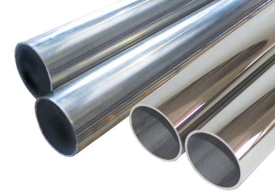 SS304 o espelho de aço inoxidável da tubulação sem emenda SCH10-XXS 6000mm lustrou